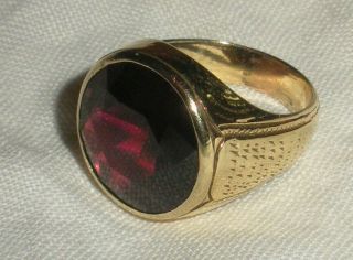 Antique C.  1850 14k Gold & Huge Garnet Ring Great Engraving On Sides Vafo