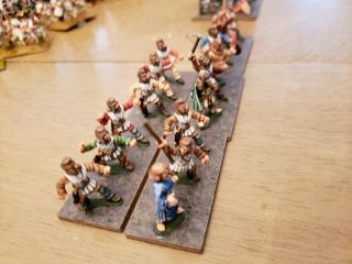 28mm Superbly Painted ancient Persians 15 figs metal based on magnetized WRG 4