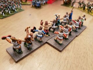 28mm Superbly Painted ancient Persians 15 figs metal based on magnetized WRG 5