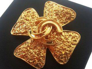 100 Auth Chanel Vintage Pin Brooch 95a Cc Logo Cross Shape Corsage Gold Plated