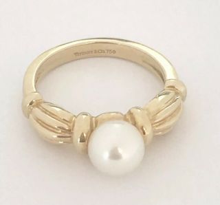 Nwot Tiffany & Co Vintage Cultured Pearl And 18k Yellow Gold Ring