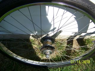 Vintage 2 Speed Schwinn 26 