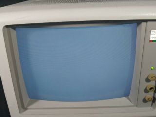 Vintage IBM Enhanced Color EGA Monitor 5154 5154001 Powers On 2
