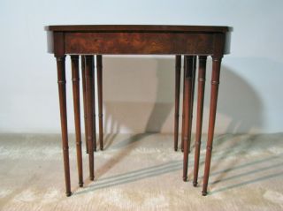 Vintage Set of Three High - End Mahogany Nesting Tables by Baker Furniture 8