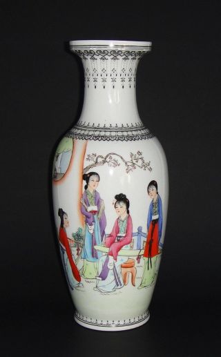 Large Antique Chinese Republic Period Qianlong Famille Rose Porcelain Vase