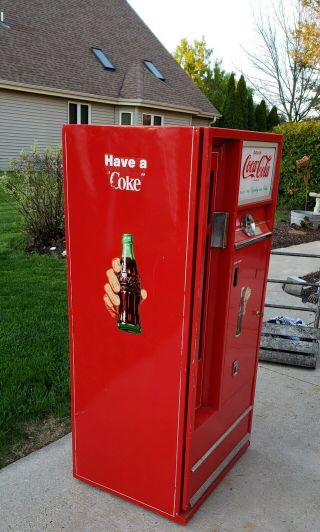 Antique Coca Cola Coke Cavalier Soda Machine, 2