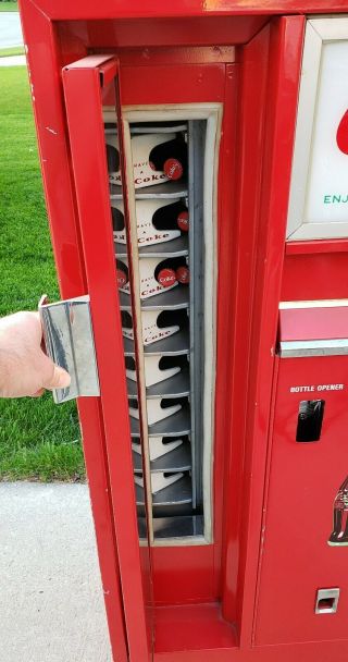 Antique Coca Cola Coke Cavalier Soda Machine, 5