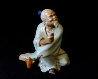 Vintage Shiwan 3.  5 " Chinese Pottery Figurine Mudman / Mud Man Drinking Tea