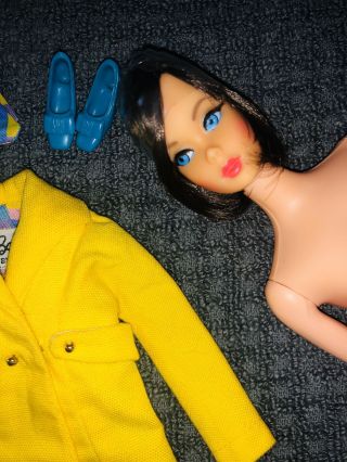 Vintage Barbie hair fair Sears exclusive Yellow Go complete 8