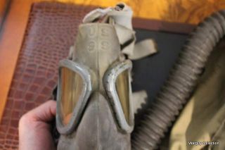 WWII US Army light weight gas mask bag and mask D - day 8