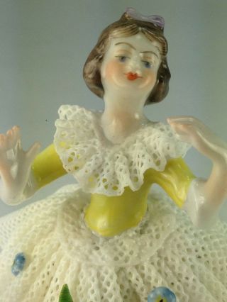 Antique Lovely Dresden VOLKSTEDT 1762 Porcelain Lace Figurine 
