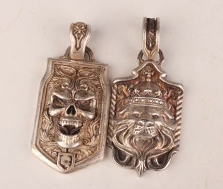 2 Tibetan Silver Hand Skull Lion King Statue Fashion Cool Necklace Pendant