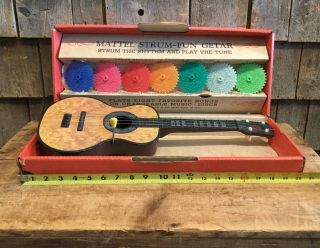 Vintage 1959 MATTEL STRUM - FUN Getar Guitar Toy With Orginal Box And Discs 2