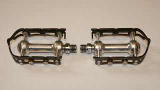 Vintage Campagnolo Record Superleggeri Pedals with Toeclips 2