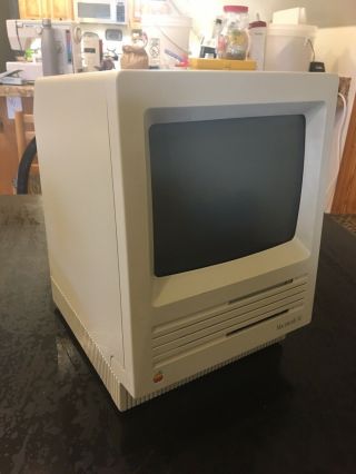 Vintage 1986 Apple Mac Macintosh Se Computer