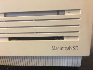 Vintage 1986 Apple Mac Macintosh SE Computer 4