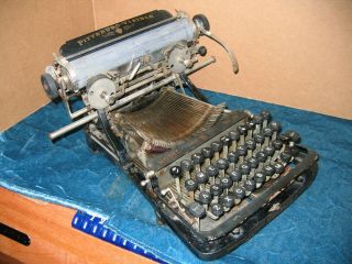 Rare Vintage Pittsburg Visible No 10 Antique Typewriter For Restoration