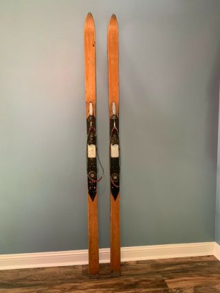 80 " Vintage Northland Downhill Skis,  With Northland Bindings.