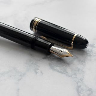 VINTAGE Montblanc Meisterstuck 149 Black & Gold Diplomat Fountain Pen 14k F Nib 8