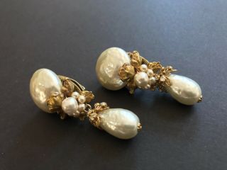 Sign Miriam Haskell Leaf Baroque Huge Pearls Rhinestone Earrings Jewelry 3