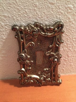 Vtg Ornate Mid Century Gold Tone Metal Light Switch Cover Plate Single Amer - Tack