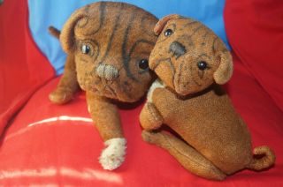 LITTLEST ANTIQUE STEIFF BULLDOG 