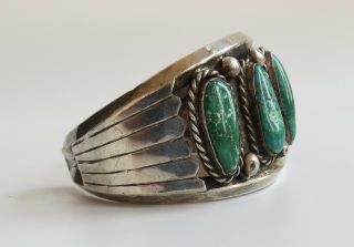 Green CERRILLOS TURQUOISE Vtg Navajo sterling silver cuff bracelet 60 ' era 5