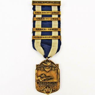 Vintage Ny National Guard Co.  E 174th Infantry Indoor Rifle Marksmanship Medal