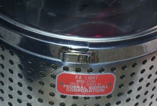 Vintage Federal Signal Corp.  Siren - Rotating Beacon Model No.  CJ284 As - Is 12