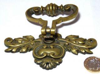 LARGE ARTS&CRAFTS GOTHIC ANTIQUE BRASS FANCY CHEST/DRAWER/DOOR HANDLE LEAVES 2
