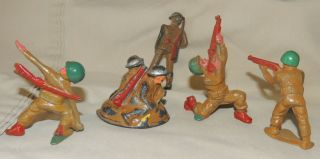 5 Vintage Barclay Manoil WWl & WWll Lead Toy Soldier Figures COMBAT 1940 ' s 2