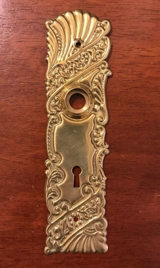 Antique Style Victorian Roanoke Brass Door Knob Back Plate With Key Hole