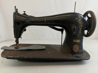 Vintage SINGER 16 - 88 Industrial Strength HEAVY DUTY Sewing Machine 5