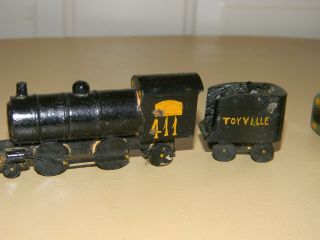 ANTIQUE VTG HAND CRAFTED WOOD TOY FOLK ART MINI TRAIN ENGINE TENDER & 3 CARS 6