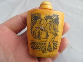 Chinese master Hand - painted Characters the story Cattle Bone snuff bottle W06 3
