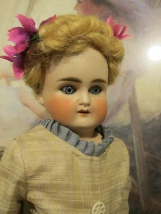 Alt,  Back & Gottschalk Shoulderhead Turnhead Doll,  Marked 1123/1/2 / X8,  German