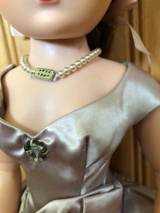 Vintage 1950s Madame Alexander CISSY Doll in Gorgeous Gown Brunette 7