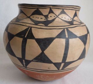 Antique Santo Domingo Indian Olla 1890 - 1910 with Unusual Star Decoration Pottery 6