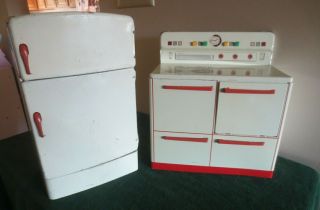 Vintage Wolverine Tin/ Metal Stove And Refrigerator Kitchen Play Set - Made In Usa
