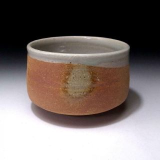 ZQ6: Japanese Pottery Tea Bowl of Iga Ware by Famout Potter,  Kozan Morisato 2