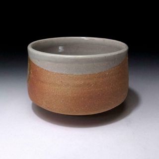 ZQ6: Japanese Pottery Tea Bowl of Iga Ware by Famout Potter,  Kozan Morisato 3