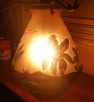 LARGE hawaiian volcano cameo glass table lamp french vase vtg art palm tree 2