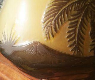 LARGE hawaiian volcano cameo glass table lamp french vase vtg art palm tree 4