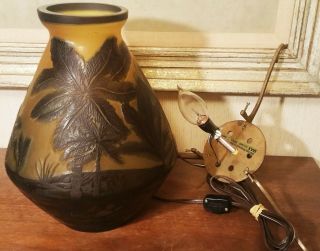 LARGE hawaiian volcano cameo glass table lamp french vase vtg art palm tree 9