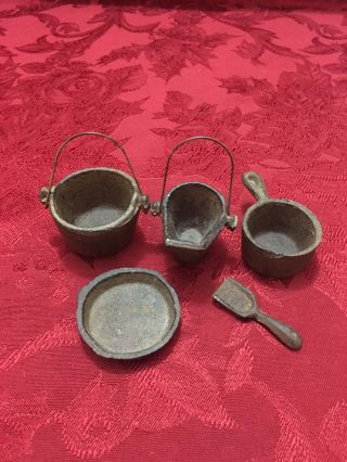 Cast Iron coal bucket scoop pot pan 5 pc Set Miniature Doll House Small Vintage 2