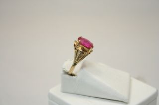 Unique Vintage 18K Yellow Gold 2.  0ct Oval cut Ruby Ladies Ring 2.  3g size 5 4