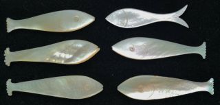 6 Antique Mother Of Pearl Gaming Counters Hand Carved Engraved Fish Silk (a7)