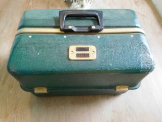 Vintage UMCO 850U tackle box full of old lures,  Heddon,  Creek Chub 9