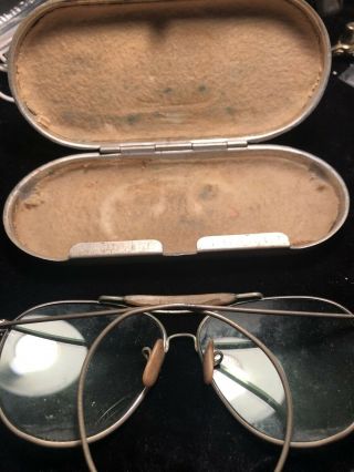 World War Ii Aviatora Sun Glasses And Case