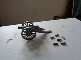 MARX Orig.  Rin TinTin Silver Firing Cannon,  6 shells 3